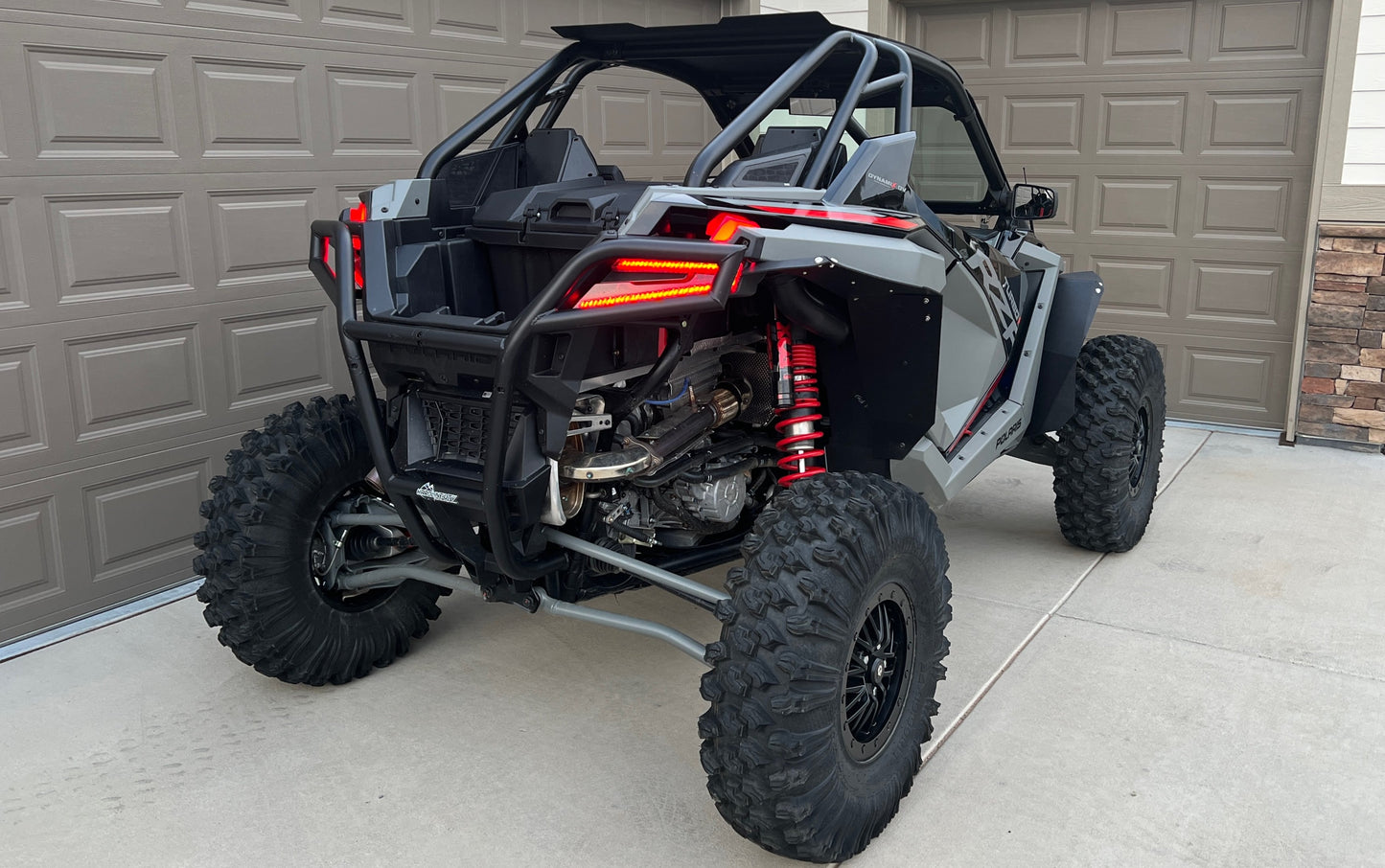 Seizmik HDPE Fender Flare Kit Polaris RZR XP Pro Turbo R – 2 & 4 Seat Models